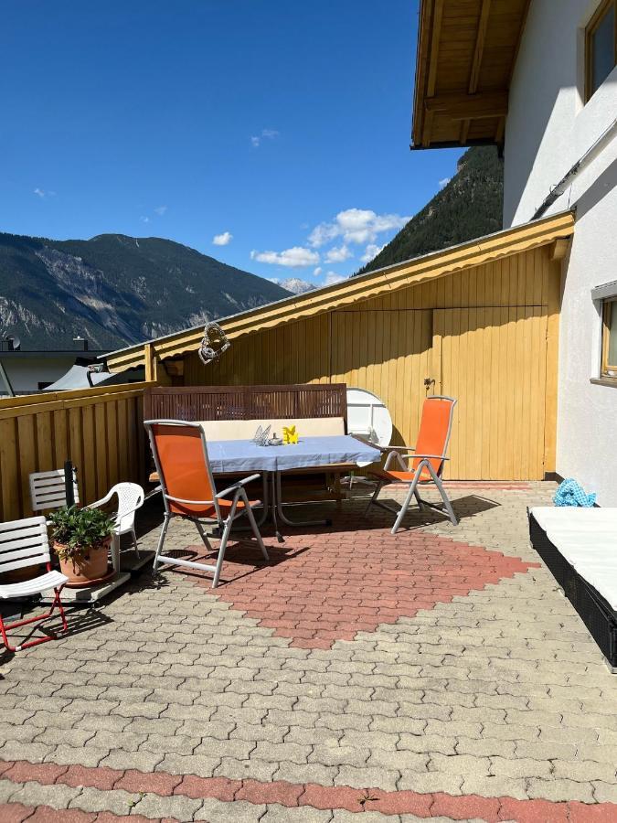 Apart Schoene Aussicht Sautens Eksteriør bilde